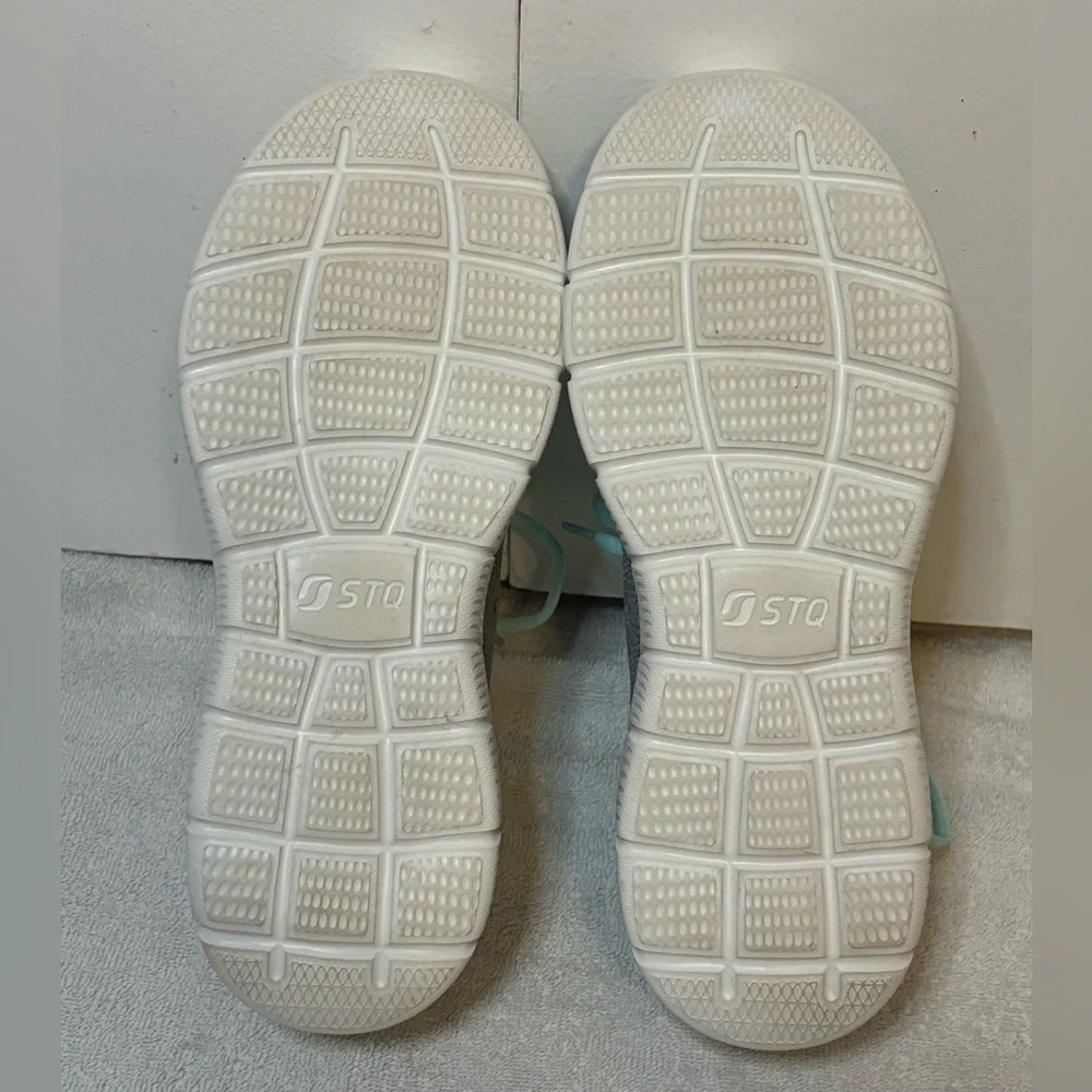 STQ Women’s Grey/Aqua Lightweight Walking Shoes Size 9 - Picture 7 of 7